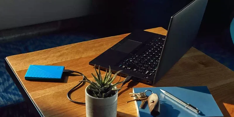 חיבור USB 3.0 והעברת קבצים מהירה
