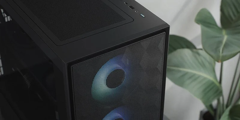 Общий вид белого корпуса Fractal Design Pop 2 Air RGB