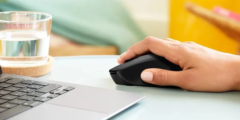 Tactile rubber scroll wheel of the mouse