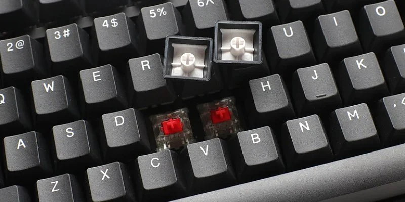 Large keys with hot-swap support