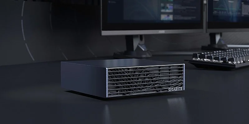 Compact desktop form factor of the AI TOP ATOM