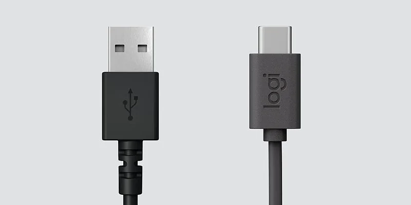 Microphone arm folding to the side