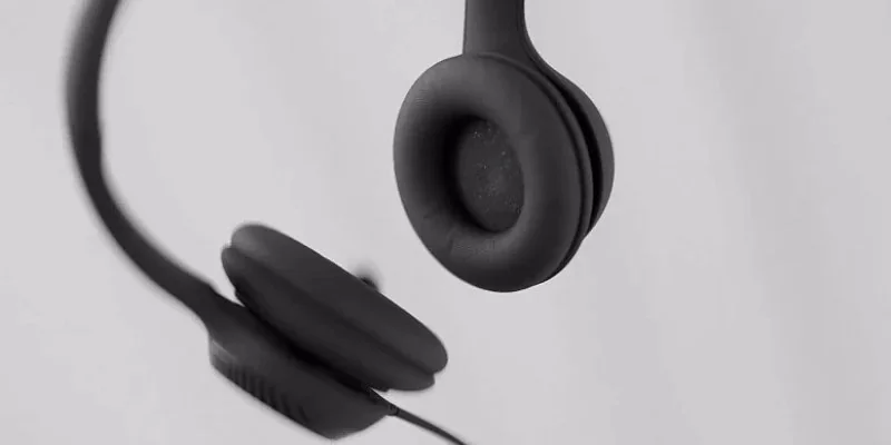Logitech H390 black wired headset with USB-C