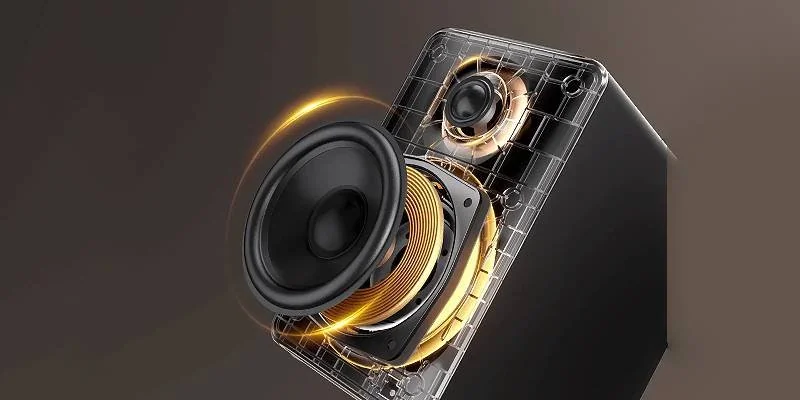 4-inch mid-bass driver of the Edifier M90