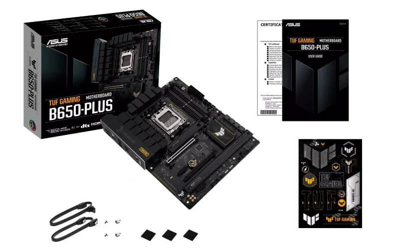 חריצי הרחבה ואחסון של Asus TUF GAMING B650-PLUS