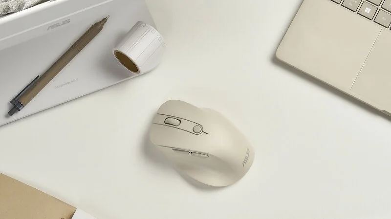 Side buttons and thumb rest on Asus MD105