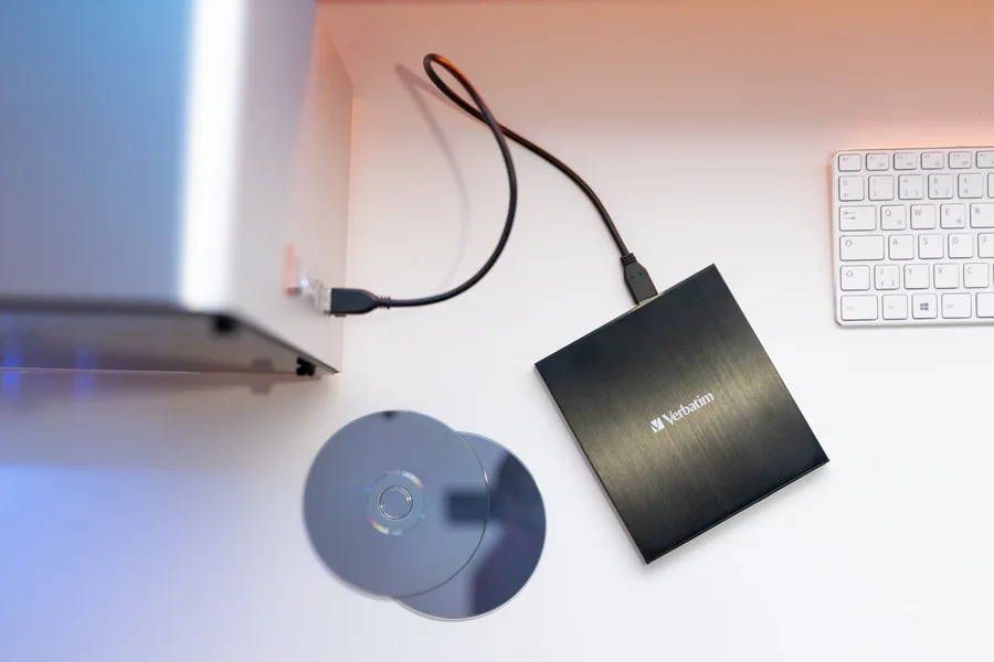 Внешний привод Verbatim External Slimline CD/DVD Writer USB-C