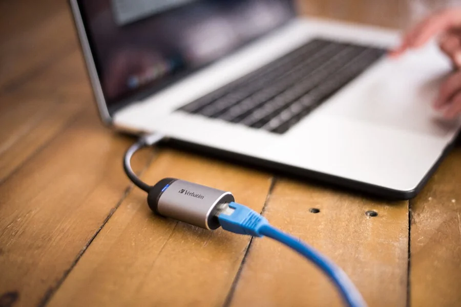 מתאם רשת Verbatim USB-C to Gigabit Ethernet Adapter